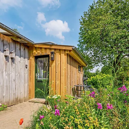 منزل للإقامة Karla - Stilvolles Mit Terrasse Und Garten